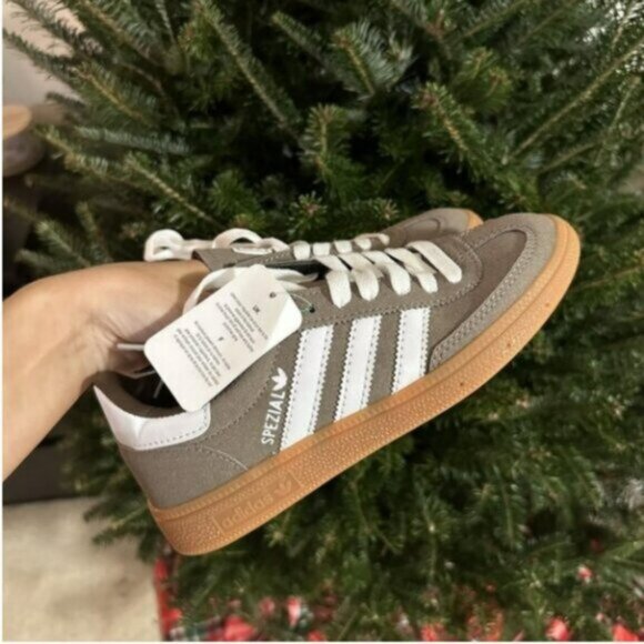 Adidas Handball Spezial 'Earth Strata Gum' - Picture 1 of 5